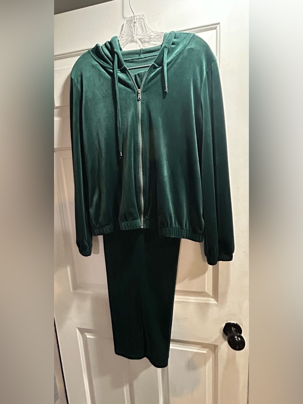 Cable & Gauge Sport Green Leisure Suit
